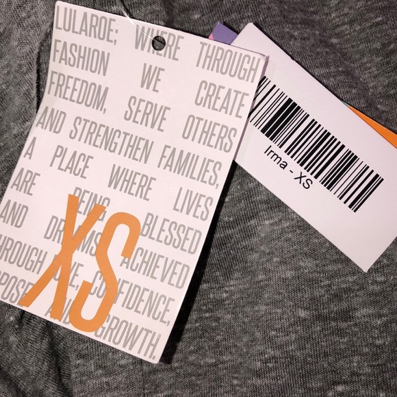 LulaRoe Irma green top - Picture 4 of 5